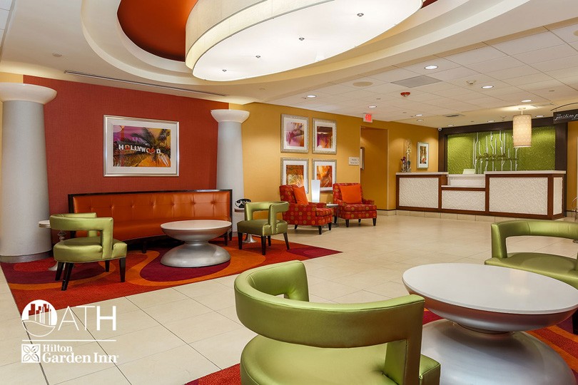 Lobby - Hilton Garden Inn Los Angeles/Hollywood