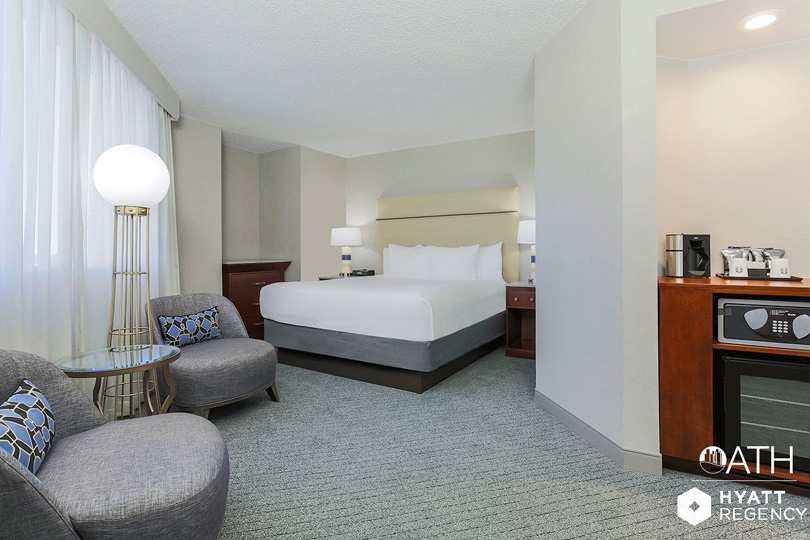 Guest Room - Hyatt Regency Dallas