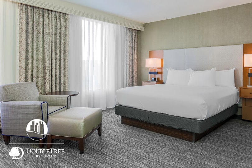 Guest Room - DoubleTree by Hilton Hotel Atlanta Airport