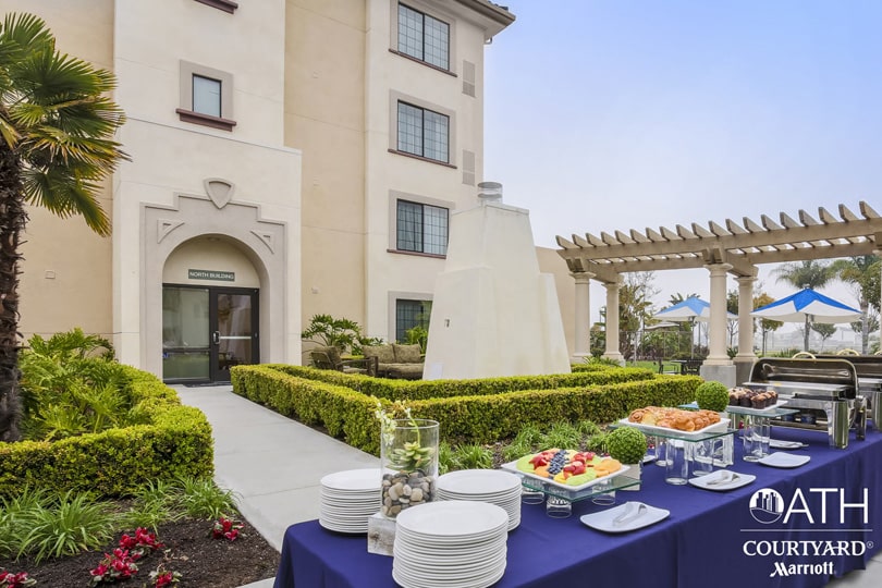 Outdoor Buffet - Courtyard